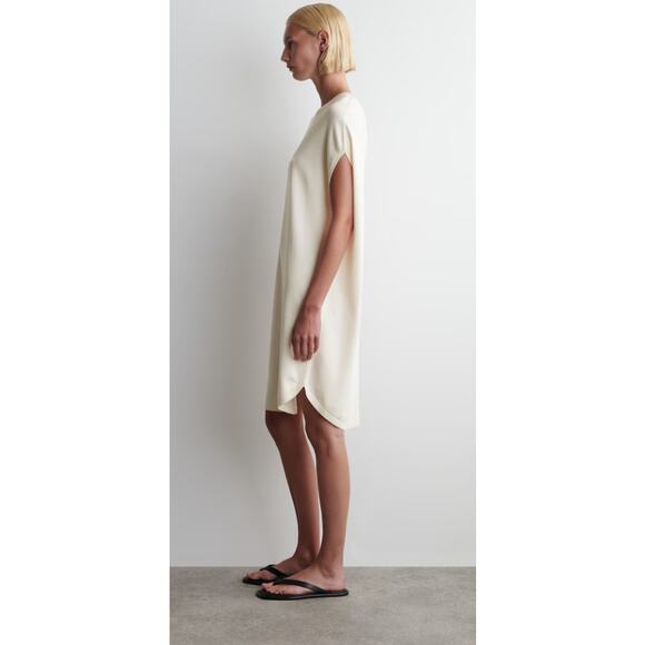 COS CIRCLE-CUT KNIT DRESS - Picture 6 of 6